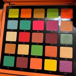 Anastasia Beverly Hills Norvina collection palette vol 3